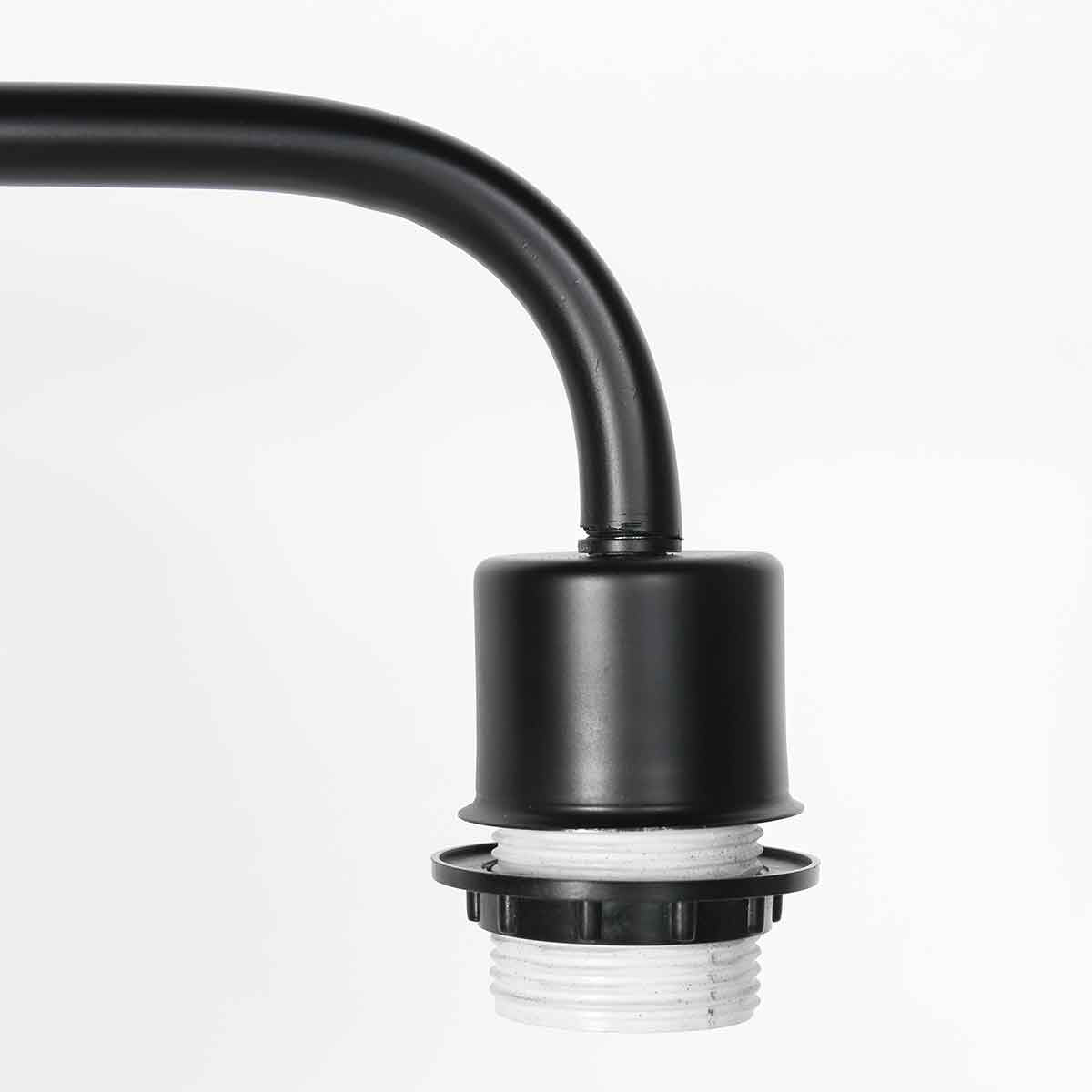 Lampadaire en métal noir abat-jour rotin naturel orientable – H165 cm