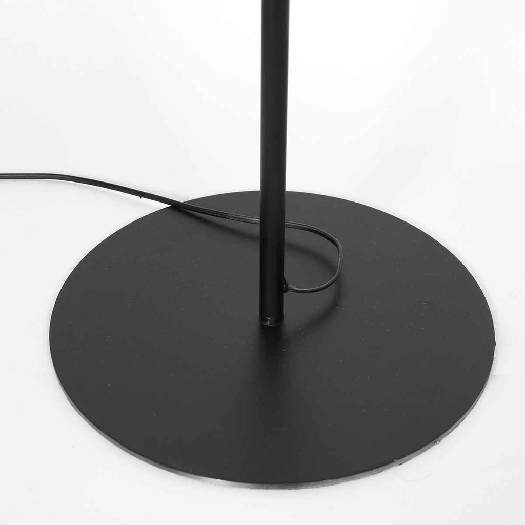 Lampadaire en métal noir abat-jour rotin naturel orientable – H165 cm