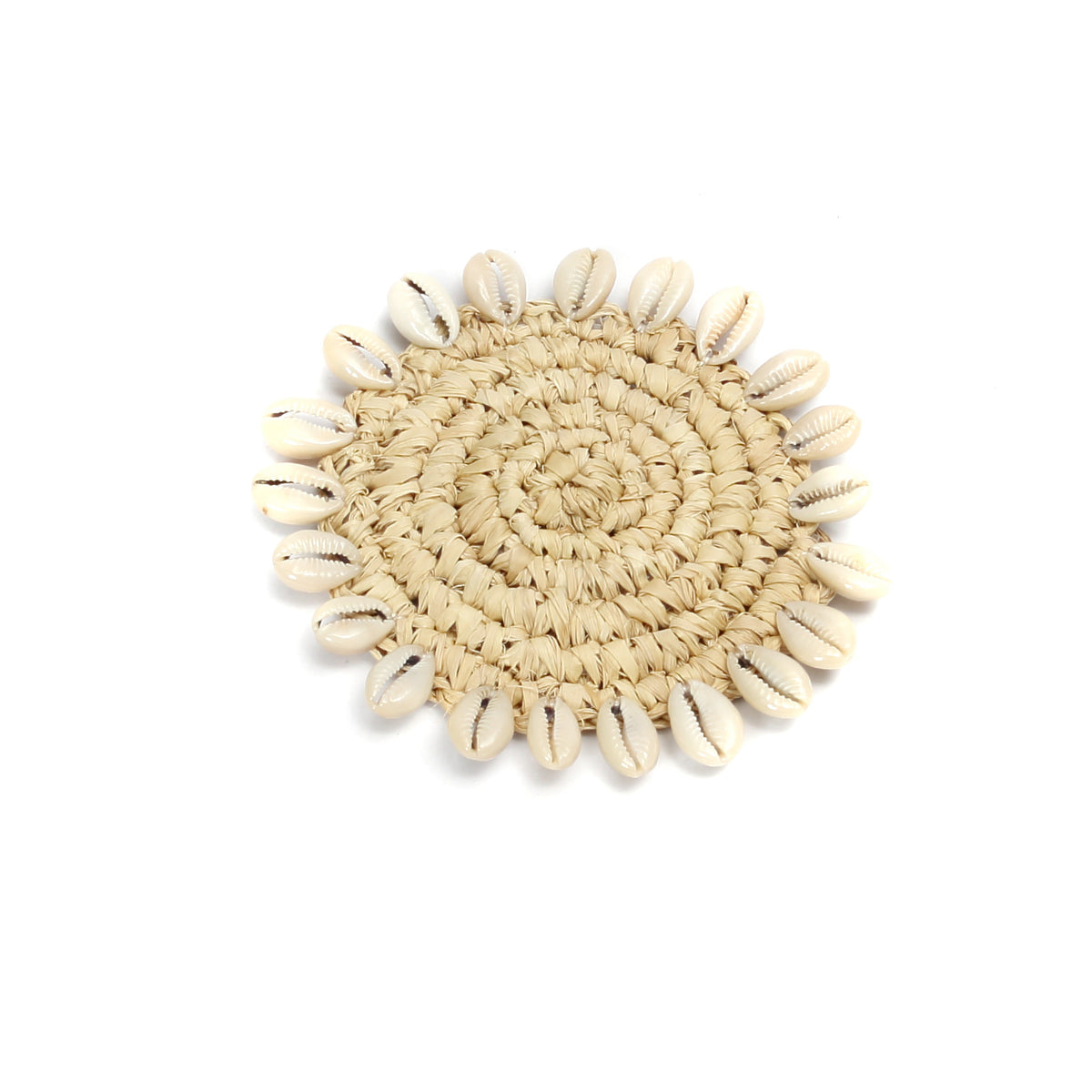 Dessous de verre rond en raphia et coquillages - Ø13 cm