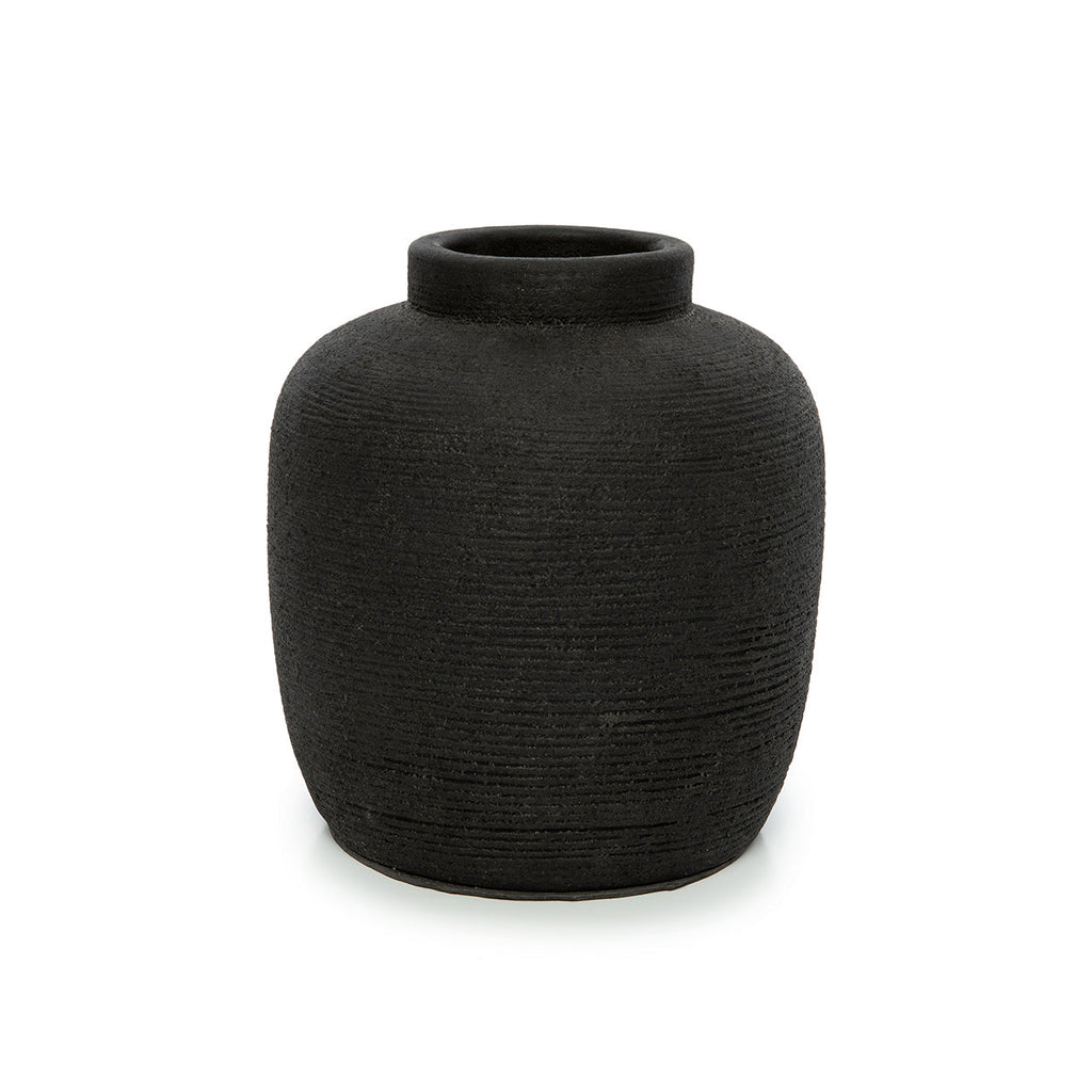 Vase en terre cuite noire surface texturée – H18 cm