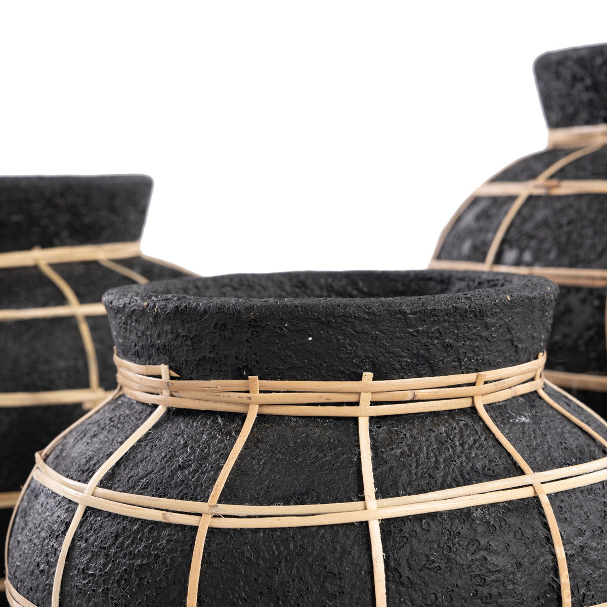 Vase rond en terre cuite et rotin noir naturel 33 cm