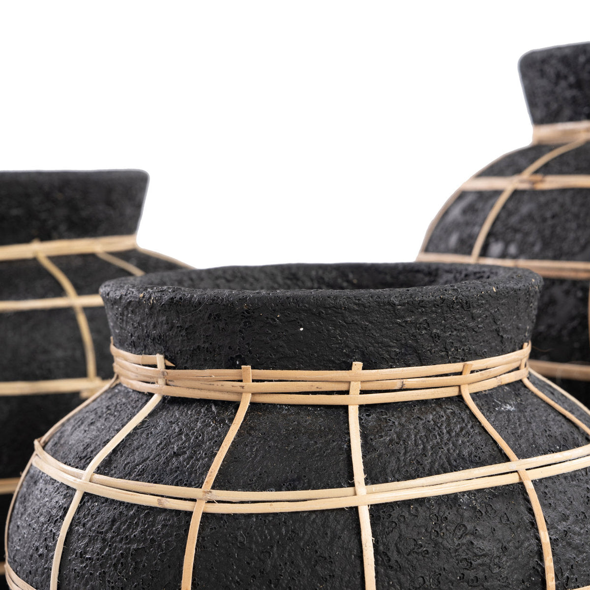 Vase rond en terre cuite et rotin noir naturel 19 cm