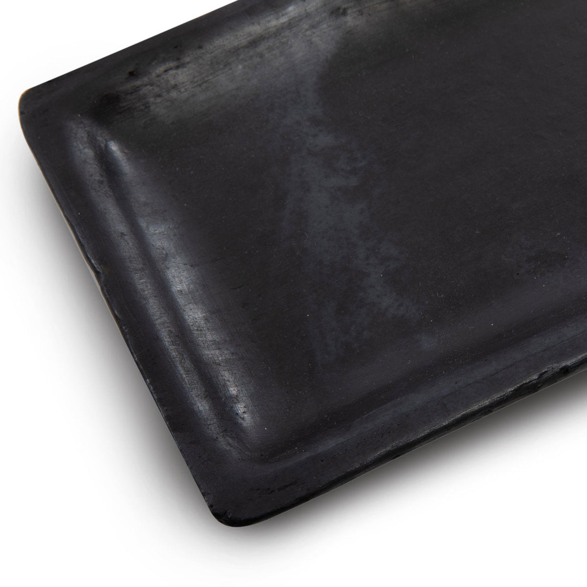 Plateau à sushi rectangulaire en terre cuite noire aspect mat