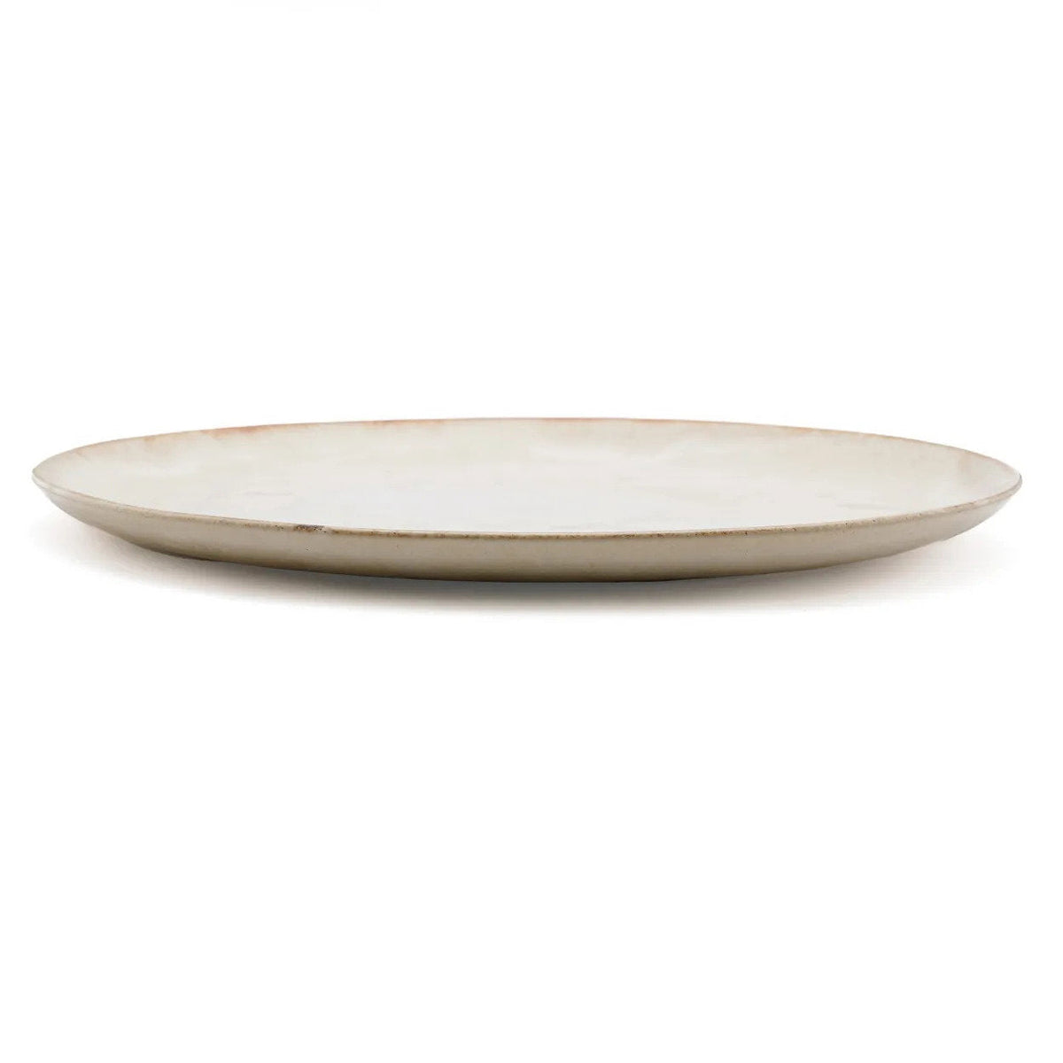 Assiette plate en grès blanc cassé bord doré artisanal