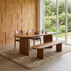 Table à manger ovale en bois de manguier brun piétement plein – 240x90 cm