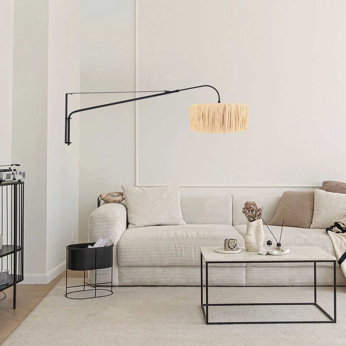 Canapé modulaire moderne couleur crème avec capitonnage à rayures, idéal pour salon