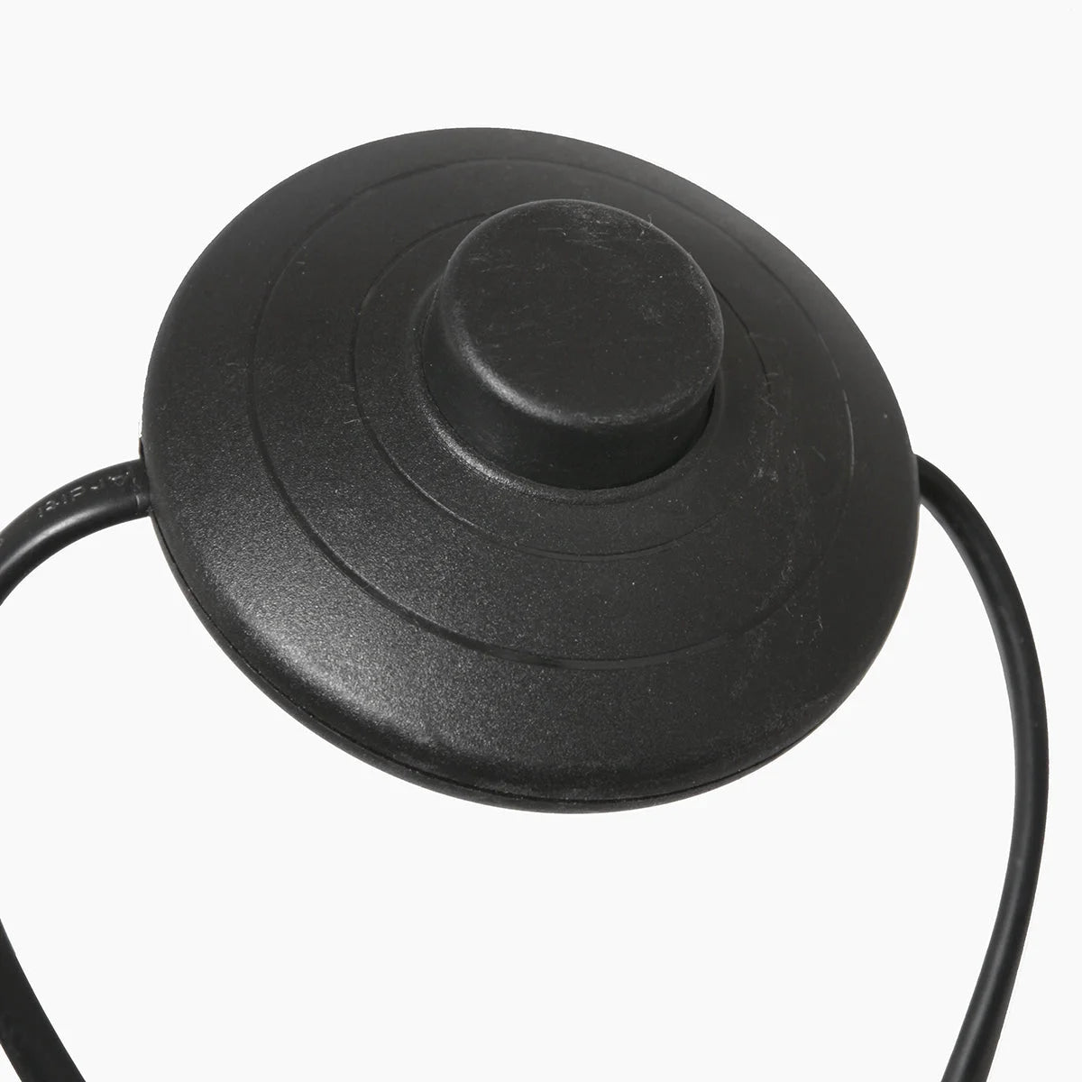 Couvercle en plastique noir avec molette centrale et anses courbes pour lampadaire arc mat noir