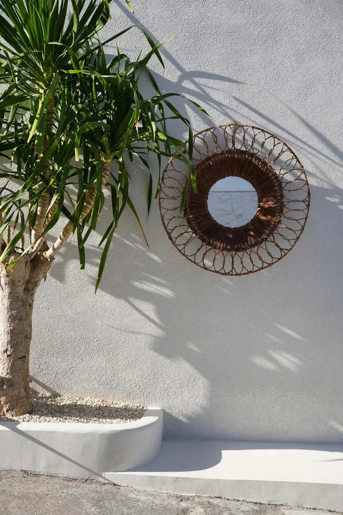 Miroir mural rond en rotin tressé naturel ajouré – Ø80 cm