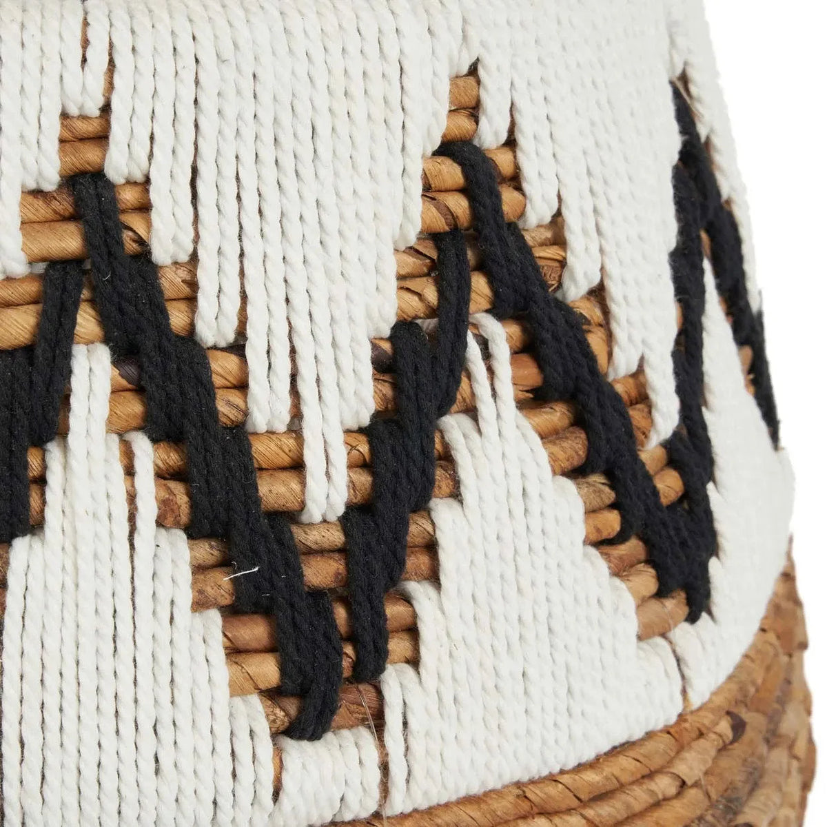 Panier de rangement cylindrique en feuille de bananier motif zigzag noir et blanc