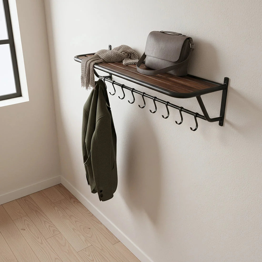 Porte-manteau mural en métal noir avec plateau bois recyclé 84x25 cm