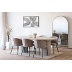 Table à manger ovale moderne bois clair base béton nervurée