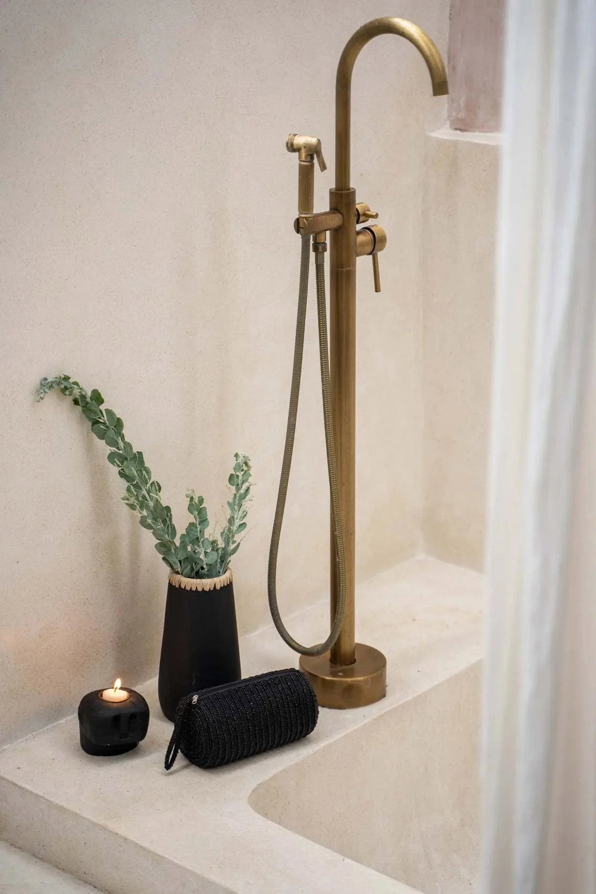 Robinet de baignoire en laiton avec douchette à main pour salle de bain élégante